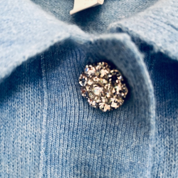 H&M Sweater Womens Size M Blue Wool Blend Rhinestone Flower Buttons SS Collar - Picture 7 of 14